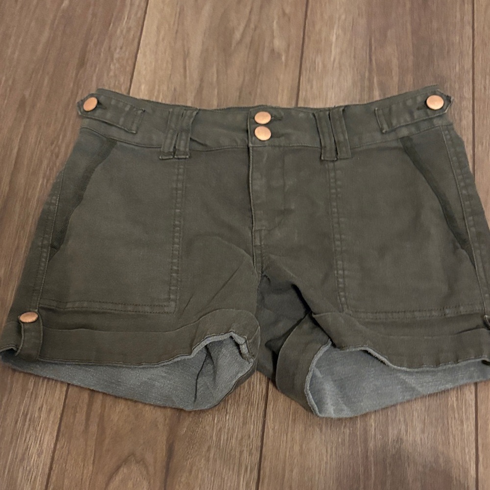 BKE Dark Olive Women's Cargo Shorts 25